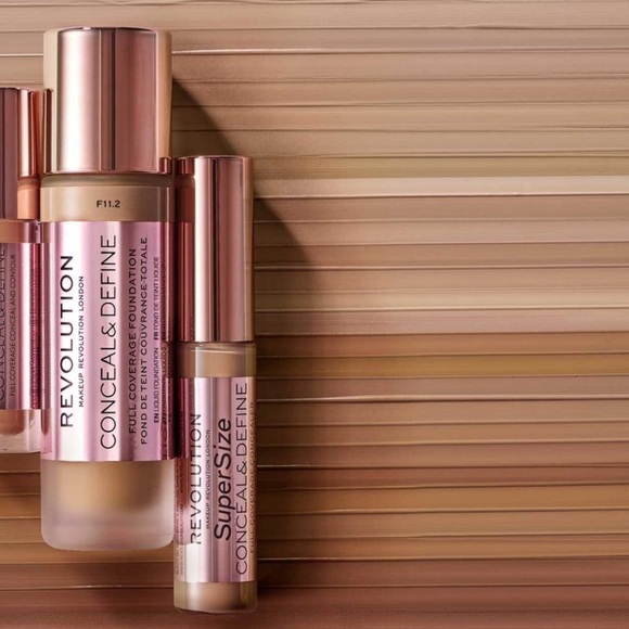 Makeup Revolution London Full Cover Foundation and Concealer F7.5 - Picture 2 of 3